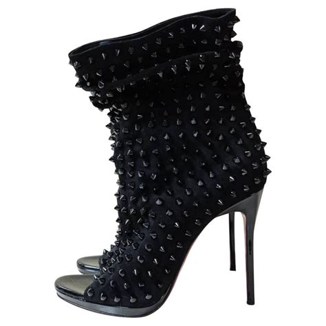 louboutin slouch flat boots